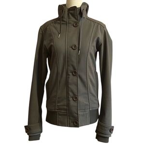 MEC women’s technical hoodie. SzM